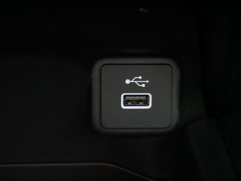 Certified 2023 Honda HR-V LX image 27