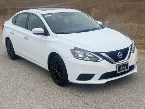 Used 2017 Nissan Sentra SV w/ Style Package image 28