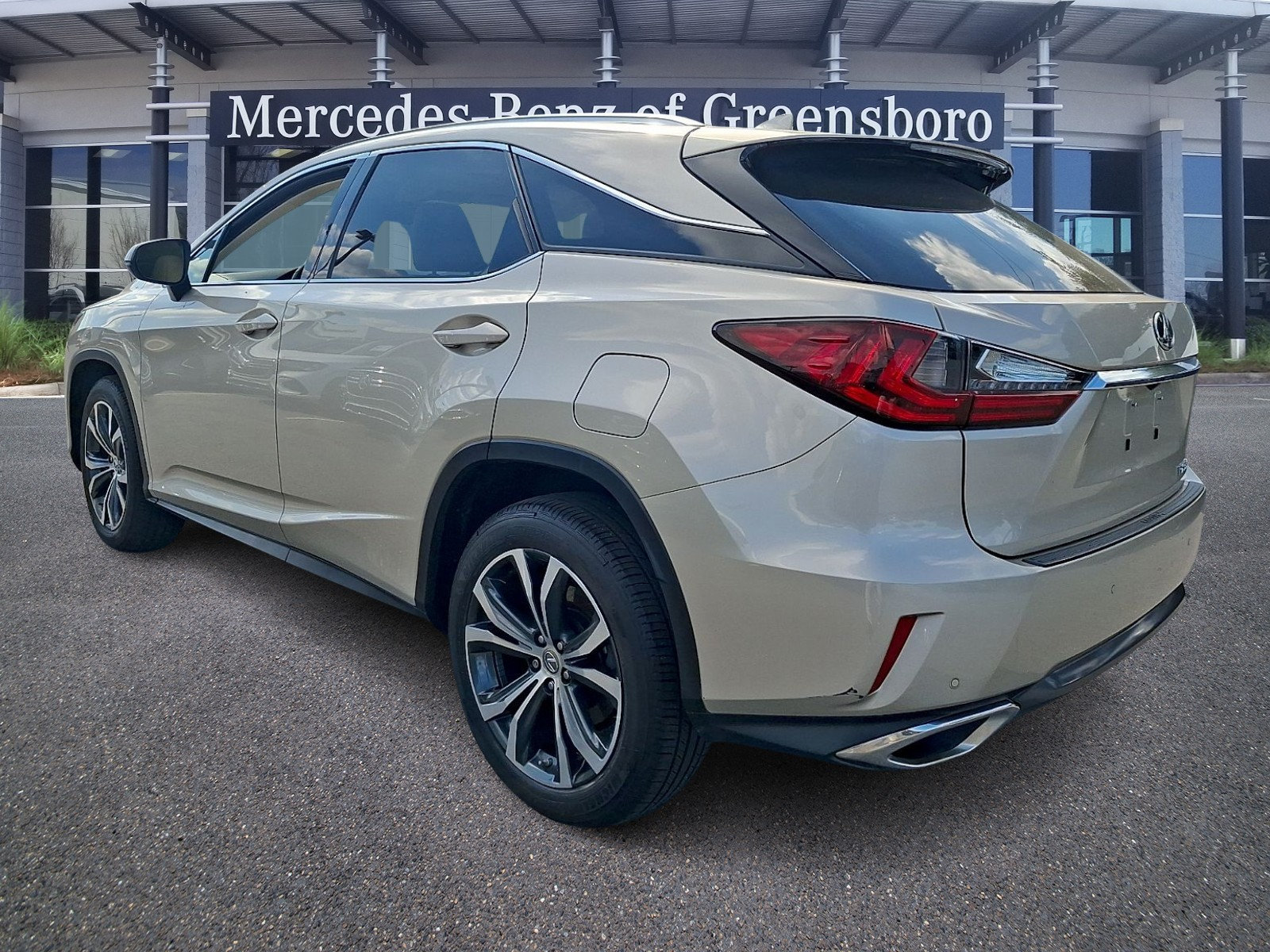 Used 2017 Lexus RX 350 AWD w/ Premium Package image 4