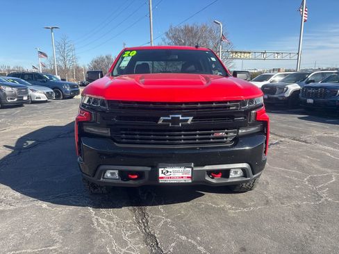Used 2020 Chevrolet Silverado 1500 LT Trail Boss w/ Convenience Package image 2