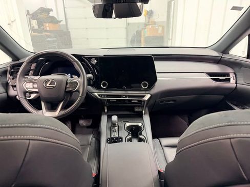 Used 2023 Lexus RX 350 350h Luxury 4D Sport Utility image 21