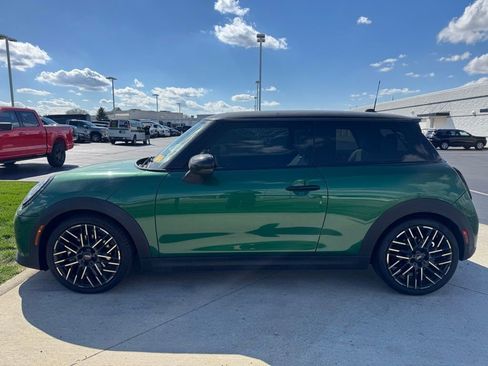 Used 2025 MINI Cooper S image 4