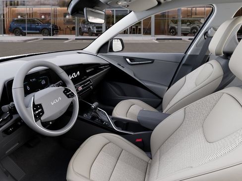 New 2026 Kia Niro EX FWD image 17