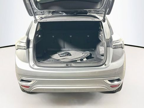 Used 2023 Buick Envision Avenir AWD/4WD image 33