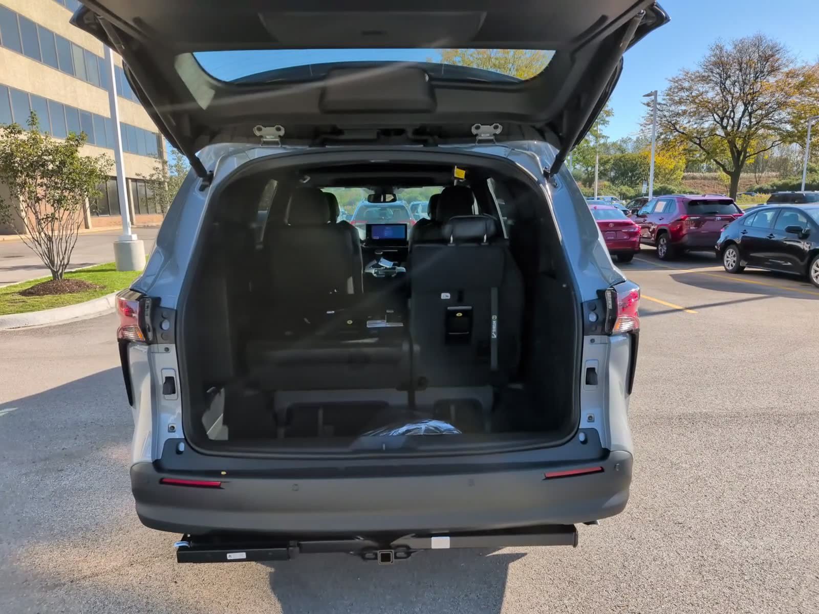 New 2026 Toyota Sienna XLE Woodland Edition AWD/4WD image 6