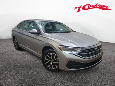 Used 2024 Volkswagen Jetta S image 1