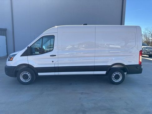 New 2026 Ford Transit 250 148 Medium Roof w/ Load Area Protection Package image 4