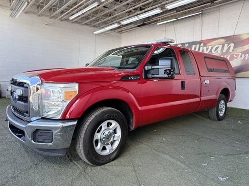 Used 2015 Ford F250 XL w/ XL Appearance Package image 4