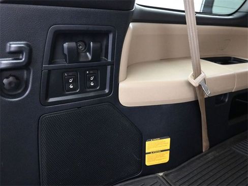 Used 2017 Toyota Sequoia Limited image 39