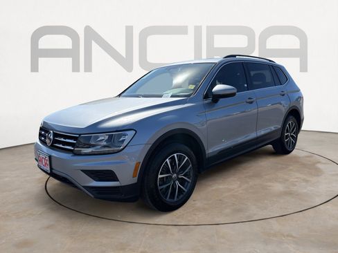 Used 2019 Volkswagen Tiguan SE image 7
