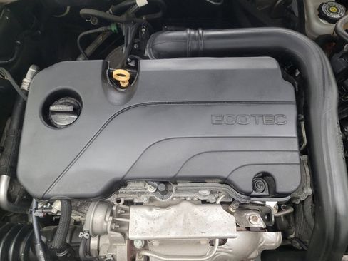 Used 2020 Chevrolet Malibu LT FWD image 30