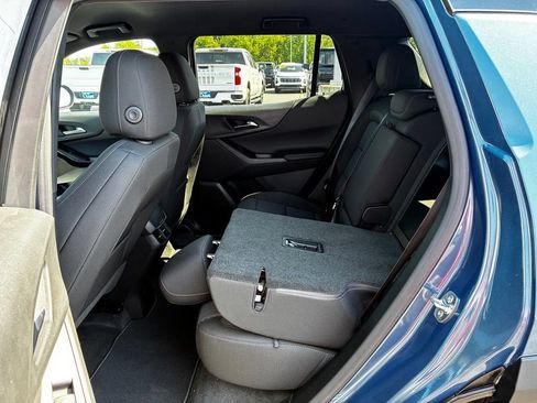 New 2027 Chevrolet Equinox LT AWD/4WD image 24