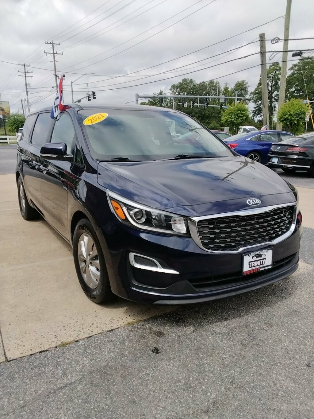 Used 2021 Kia Sedona LX FWD image 5