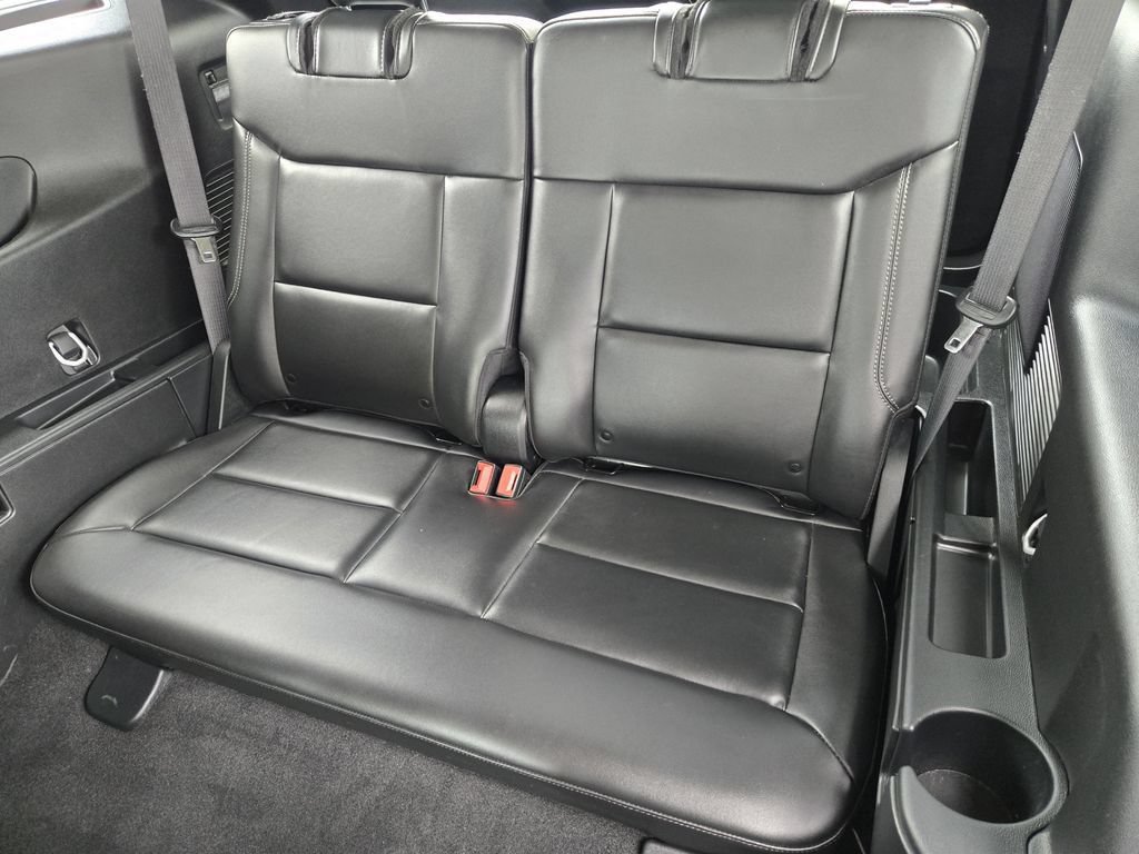 Used 2024 Ford Explorer XLT AWD/4WD image 28