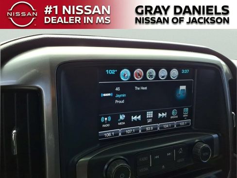 Used 2018 Chevrolet Silverado 1500 LTZ AWD/4WD image 16