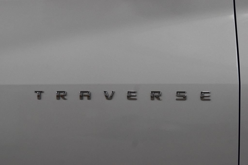 Used 2020 Chevrolet Traverse LT AWD/4WD image 16
