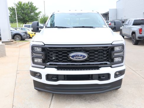 New 2026 Ford F350 XL AWD/4WD image 9