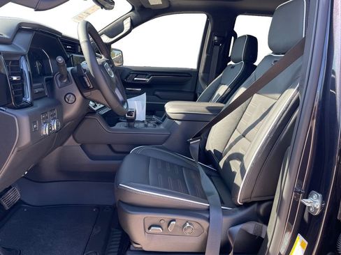 New 2026 GMC Sierra 1500 AT4X image 9