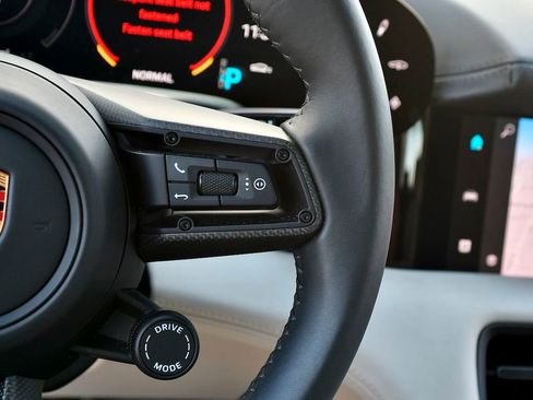 Used 2020 Porsche Taycan 4S image 44