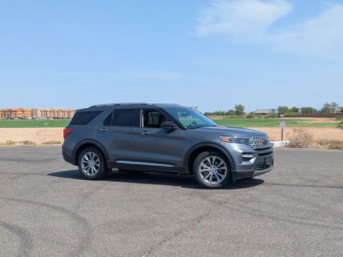 Used 2022 Ford Explorer Limited RWD image 36