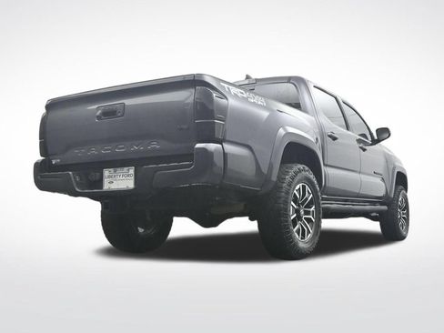 Used 2022 Toyota Tacoma TRD Sport w/ Technology Package AWD/4WD image 36