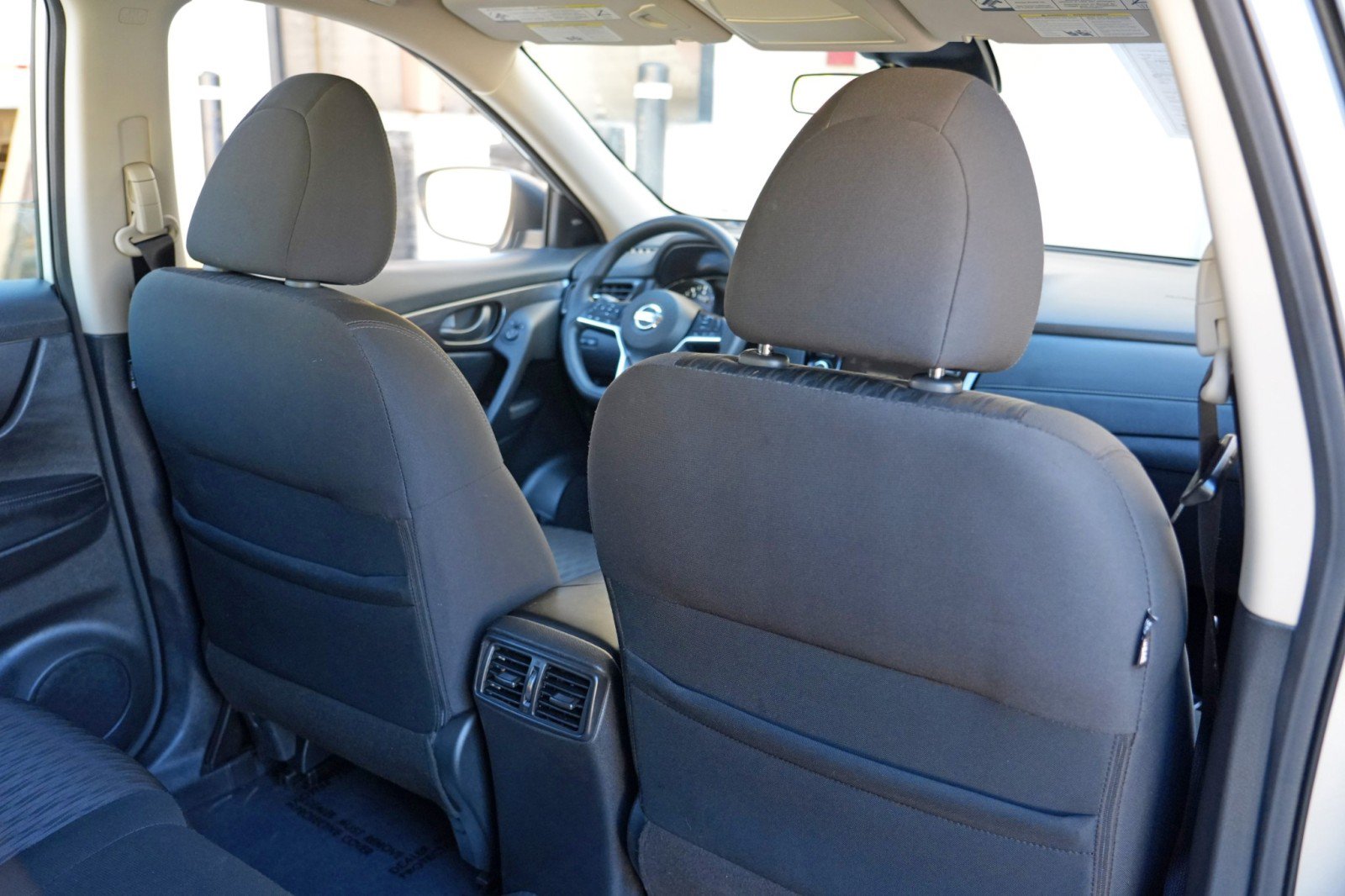 Used 2019 Nissan Rogue S FWD image 29