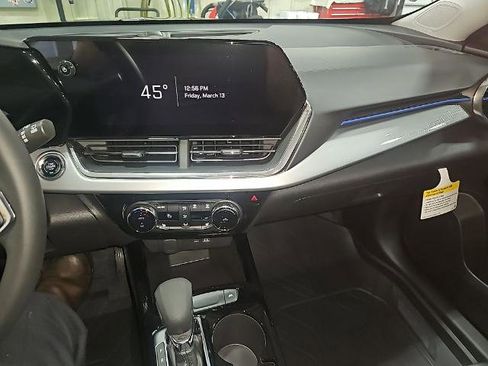 New 2026 Chevrolet Trax LT w/ Driver Confidence Package FWD image 13