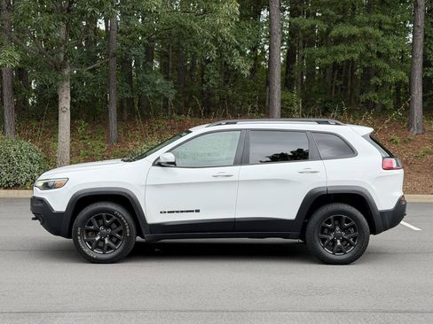 Used 2020 Jeep Cherokee Latitude AWD/4WD image 4