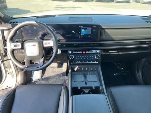 Used 2024 Hyundai Santa Fe Calligraphy image 11