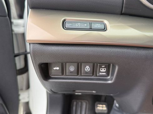 Used 2020 Nissan Maxima Platinum w/ Reserve Package FWD image 25