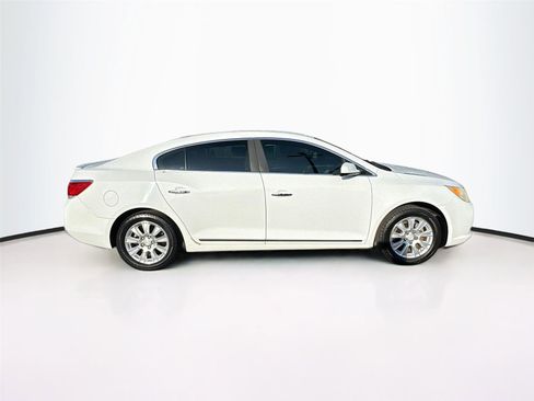 Used 2013 Buick LaCrosse image 8