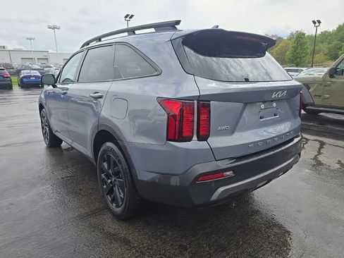 Used 2022 Kia Sorento S w/ Panoramic Sunroof Package AWD/4WD image 6