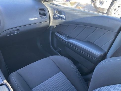 Used 2023 Dodge Charger R/T w/ Blacktop Package image 34