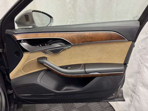 Used 2019 Audi A8 L 3.0T w/ Luxury Package image 39
