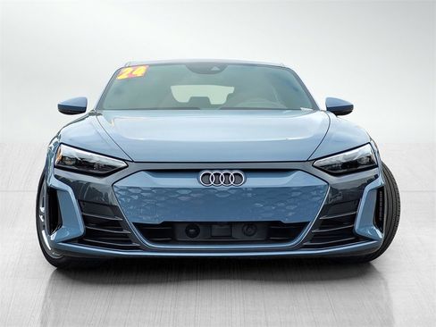 Used 2024 Audi e-tron GT Premium Plus image 2