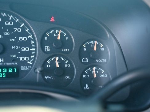 Used 2001 Chevrolet Silverado 3500 LT image 86