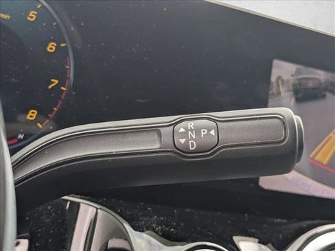 Certified 2021 Mercedes-Benz GLA 250 image 9