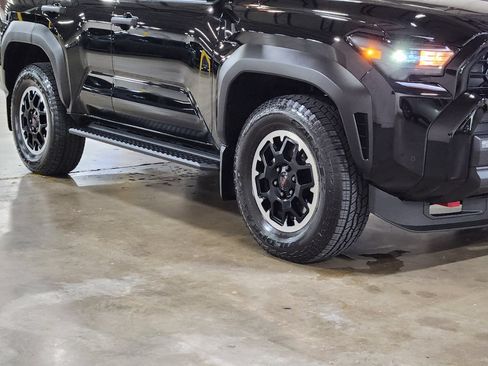 Used 2026 Toyota 4Runner TRD Off-Road Premium AWD/4WD image 17