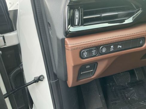 New 2026 Acura MDX w/ Advance Package image 11