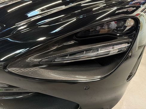 Used 2023 McLaren 720S Performance image 18