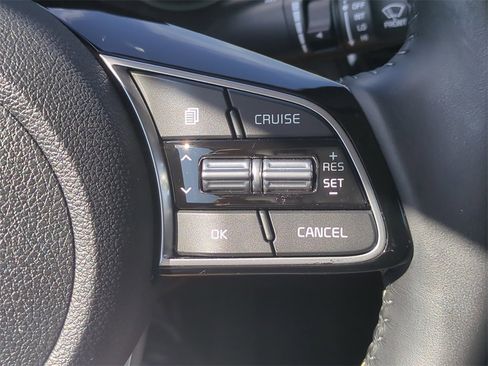 Used 2020 Kia Optima S image 27