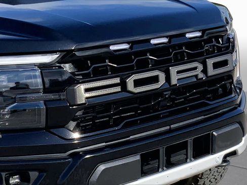 Used 2025 Ford F150 Raptor AWD/4WD image 27