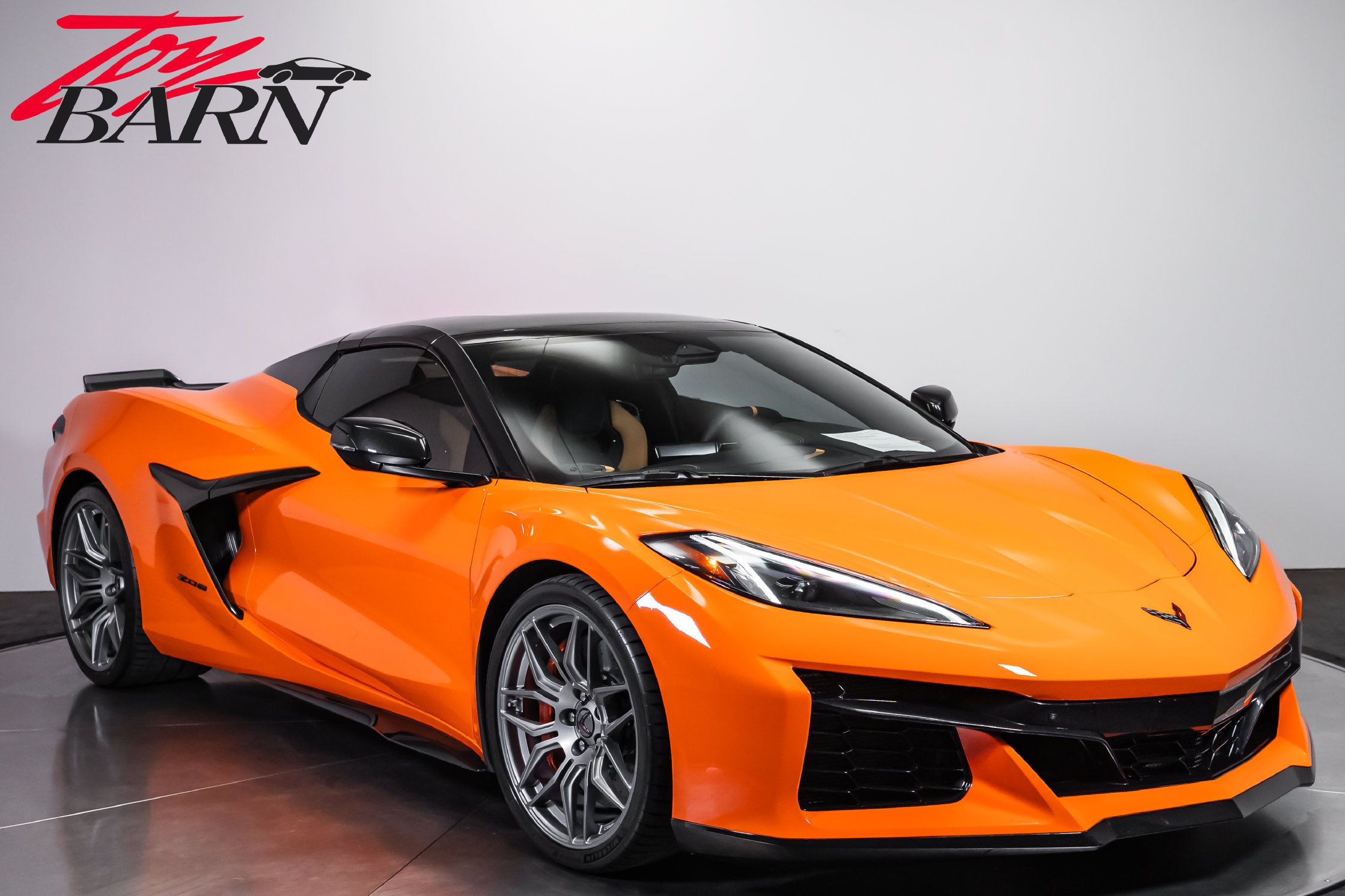 Used 2024 Chevrolet Corvette Z06 w/ Stealth Interior Trim Package RWD image 15