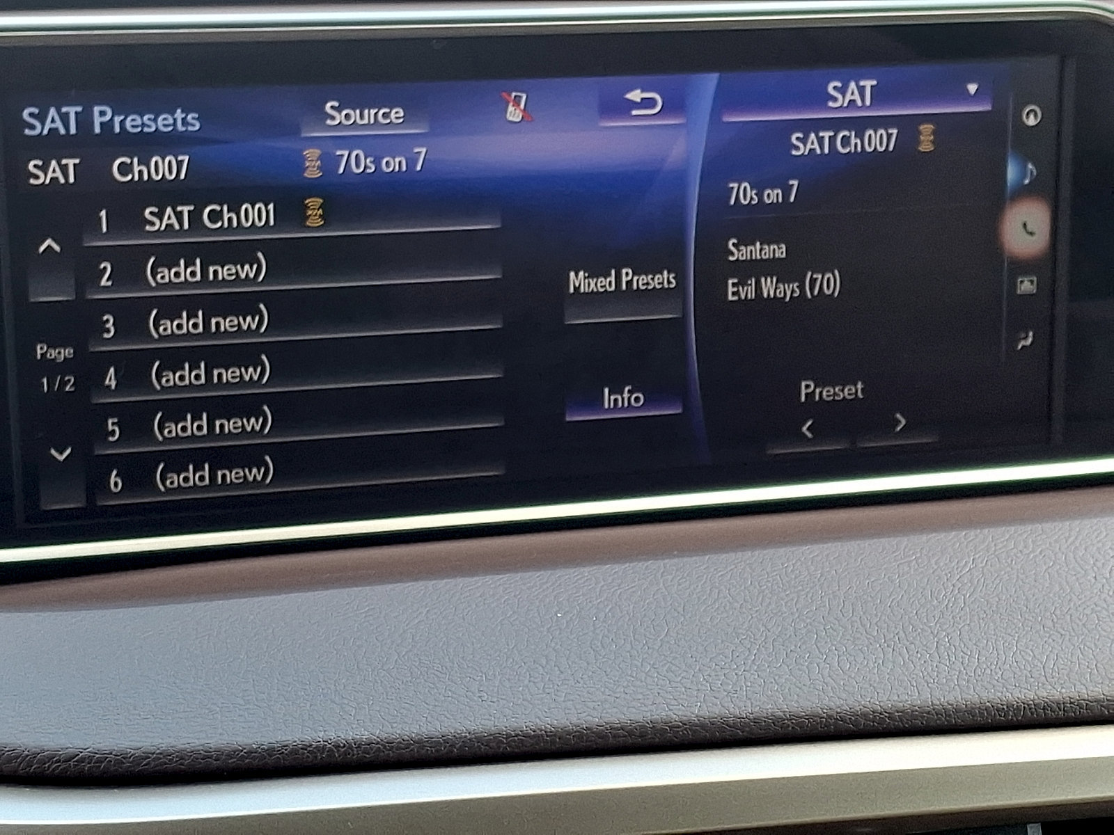Used 2017 Lexus RX 350 AWD w/ Premium Package image 19