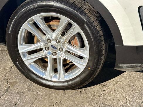 Used 2017 Ford Explorer Limited FWD image 7