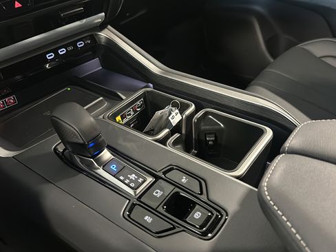 New 2026 Lexus TX 500h AWD w/ Technology Package image 24