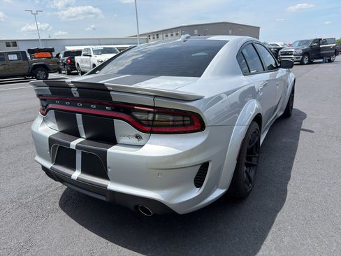 Used 2022 Dodge Charger SRT Hellcat w/ Alcantara Interior Package RWD image 7
