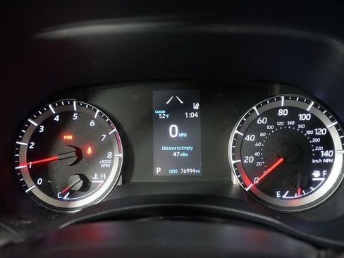 Certified 2021 Toyota Highlander L image 15