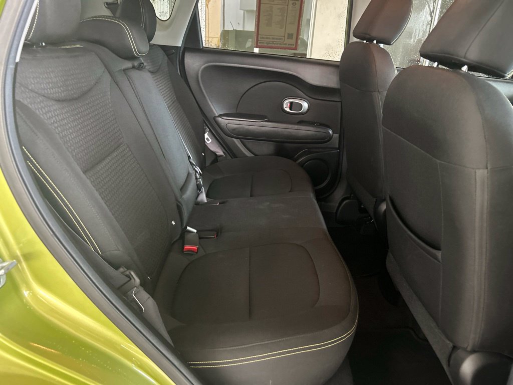 Used 2014 Kia Soul + FWD image 23