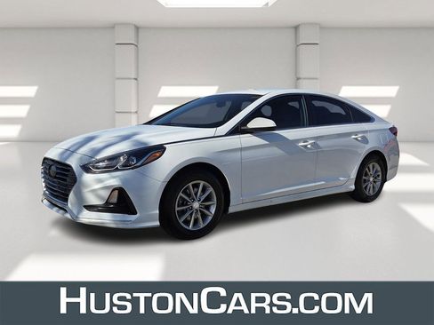 Used 2018 Hyundai Sonata SE image 1
